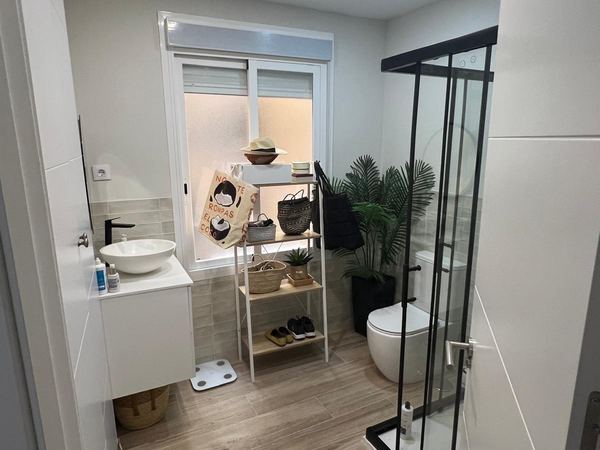 Baño reformado – trabajo de Leodaniart